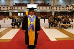 Guru Besar UNS Solo Ini Meninggal Setelah Dikukuhkan