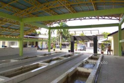 Transaksi di Pasar Ikan Gawok Merosot