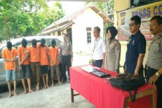 Maling Spesialis Congkel Pintu Mobil Digulung