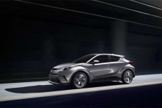 Kenalkan C-HR, Mobil CBU Toyota yang Jadi Rival Honda HR-V 1.8 