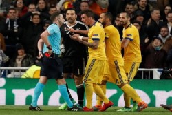 Juventus Tuding Madrid Selalu Dibela Wasit