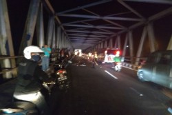 Mengenaskan, Warga Kulonprogo Tewas Dilindas Truk Pengangkut Pasak Bumi