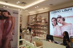 Cosmo Lady Buka Gerai di Jogja
