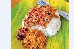 Menikmati  Sensasi Nasi Krawu Otentik dari Gresik