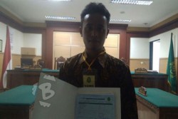 Dinamai Kentut, Pria Ini Berjuang di Pengadilan Ubah Identitasnya
