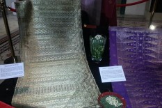 Wah Songket Minangkabau Dipamerkan di Swiss Lho