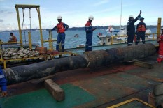 Di Teluk Balikpapan, Patahan Pipa Pertamina Berhasil Terangkat