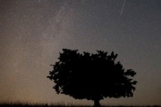 Jangan Lewatkan, Ada Hujan Meteor Lyrid Akhir Pekan Ini, Bisa Dilihat dari Indonesia