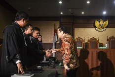 KPK Didesak Sasar Korporasi untuk Ungkap Tuntas Kasus Megakorupsi E-KTP