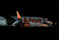 Lion Air Tergelincir, Penumpang Panik hingga Pingsan