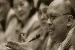 KABAR DUKA: Abdul Hakim Garuda Nusantara, Mantan Ketua Komnas HAM, Berpulang