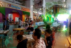 Nuansa Bohemian dan Harga Terjangkau Hadir di Foodcourt Eatventure JCM