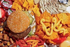 Jangan Banyak Makan Karbo kalau Tak Mau Menopause Dini