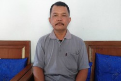 Satu-satunya Dalang Wayang Beber Ini Memainkan Wayang Beber Duplikat