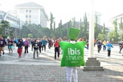 Serunya Senam Bersama di Ibis Styles Yogyakarta