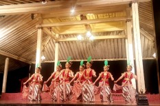 Menghidupkan Kembali Budaya yang Lama Tak Ditampilkan