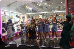 Gosh Hartono Mall Buka Gerai Baru, Lebih Keren!