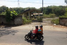 Trauma Didera Polusi, Warga Pajangan Tolak Pembangunan Pabrik Aspal