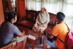 Gara-Gara Tulis Status Bom adalah Pengalihan Isu, Seorang Kepala Sekolah Diberhentikan 