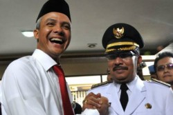 Semesta Peran Dalang Edan