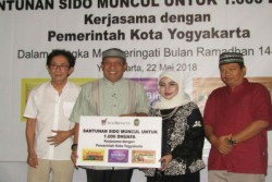 1.000 Dhuafa dapat Santunan dari Sido Muncul