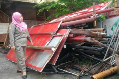 Satpol PP Bantul Tidak Punya Anggaran untuk Robohkan Reklame Ilegal