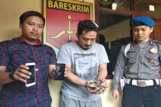 Nyolong Ponsel, Residivis Kambuhan Babak Belur Dihajar Warga 