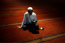 HIKMAH RAMADAN: Numpang Hidup Kok Sombong