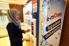 HASIL SURVEI: Orang Indonesia Kian Percaya Diri Hidup Tanpa Uang Tunai