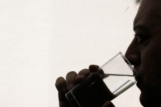 Atur Waktu Minum agar Tak Kembung saat Puasa
