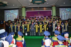 Wow, Rektor Puji Prestasi Mahasiswa UII