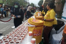 Malioboro Mall Bagikan Ribuan Takjil Gratis