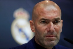 Meski Bergelimang Trofi, Zidane Mundur dari Kursi Pelatih Real Madrid