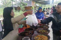 Asyiknya Ngabuburit sambil Cuci Mata di Ngingrong