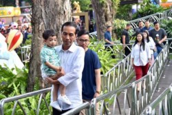 Ngabuburit di Dufan, Jokowi Ajak Jan Ethes Mencoba 4 Wahana Permainan Ini