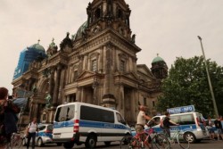 Pria Ini Ditembak Mati Setelah Mengamuk di Katedral Berlin