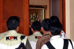 Wali Kota Blitar Dikabarkan Kena OTT KPK, Pejabat Datangi Mapolresta