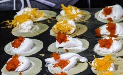 Berkenalan dengan Kue Tradisional Thailand, Khanom Bueang   