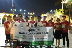 Reliji Jogja Berbagi Takjil di Titik Nol Km