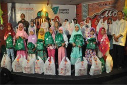Gardena Berbagi Bingkisan di Bulan Ramadan