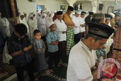 Hari Ini, Jemaah Naqsabandiyah Sudah Lebaran