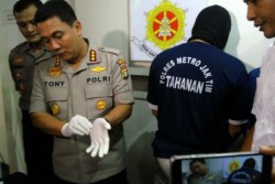 Sudah Direncanakan dan Diperhitungkan, 2 Anak Ini Bagi Tugas saat Lempar Batu di Jalan Tol
