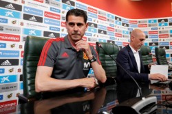 Pemain Timnas Spanyol ini Menentang Pemecatan Julen Lopetegui