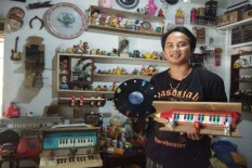 Keren, Cowok Ini Bisa “Sulap” Barang Jadul Bekas Jadi Produk Unik