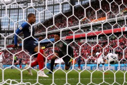 Mbappe Pecahkan Rekor Trezeguet sebagai Pencetak Gol Termuda Prancis