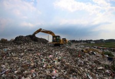 Duh, Dampak Lebaran, Gunungan Sampah di TPAS Tambah Tinggi