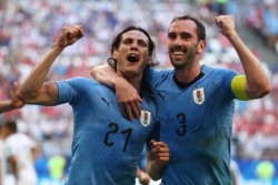 Perubahan Formasi Bawa Uruguay Puncaki Grup A