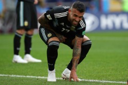Saatnya Argentina Meninggalkan Taktik Tiga Bek