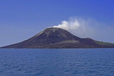 Gunung Anak Krakatau Erupsi, Ini Peringatan untuk Pelayaran