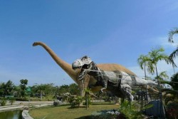 Berkunjung ke Situs Dinosaurus Terbaik di Asia Tenggara